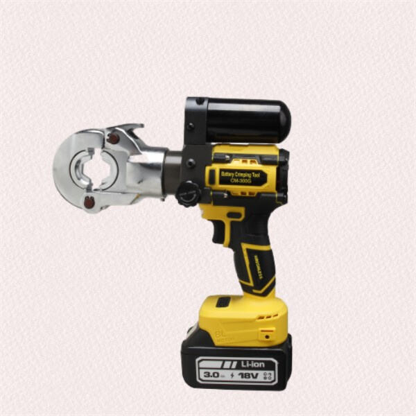 Presor hidraulic universal și portabil pentru cablușe de baterie, ideal pentru proiecte în curs de desfășurare