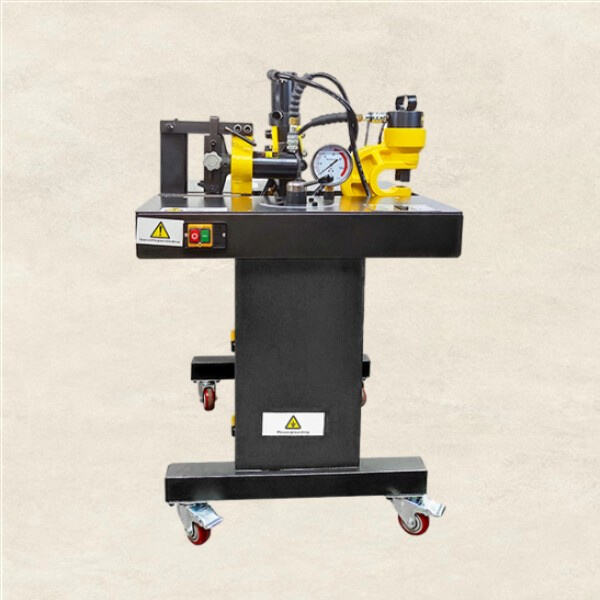 Повышение эффективности с помощью автоматических машин для гибки шинопроводов