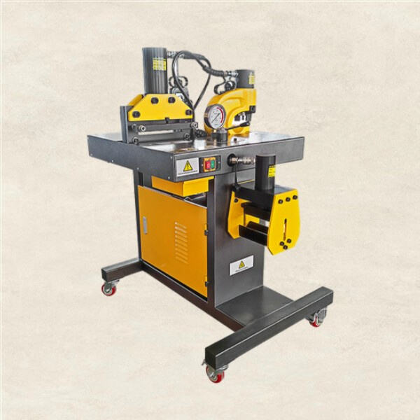 Parantaa tuottavuutta kuparivanteiden taivutustyökalulla