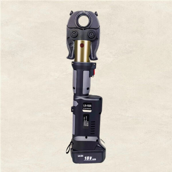 Zažijte efektivitu bateriově provozovaných hydraulických lisovacích nástrojů