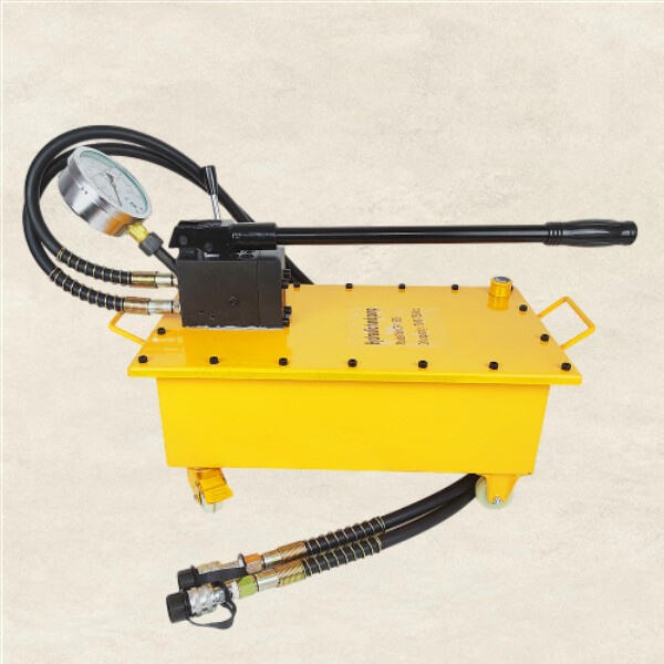 Top Features to Look for in a Hand Powered Hydraulic Pump