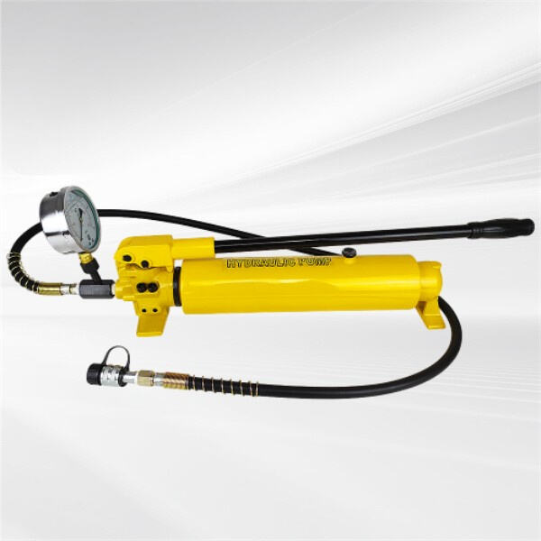 Reliable and durable hand pump for hydraulic applications