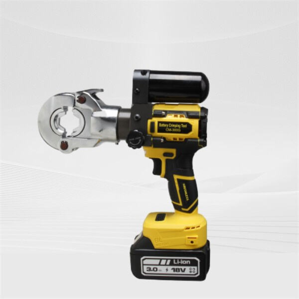 Mențineți terminalele bateriei curate și sigure cu uneltele potrivite