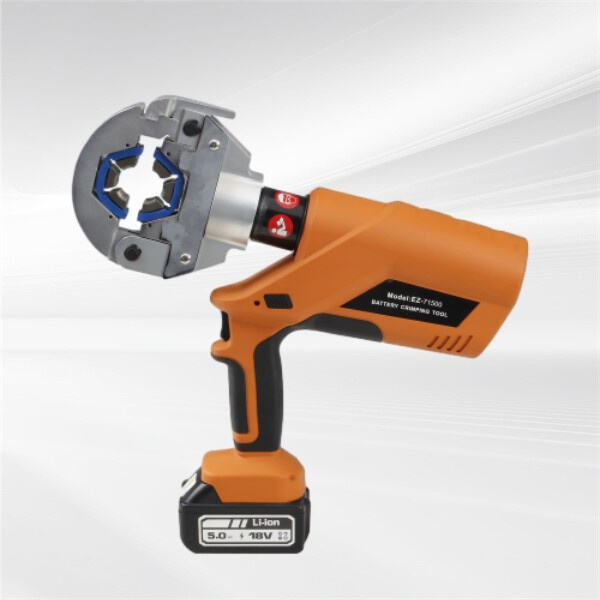 Қолда қуландыруға мүмкіндік беретін, батареямен жұмыс істейтін гидравлический деңгейлеу арқылы секундта професионалдық және дәл деңгейлерге жеткізіңіз.