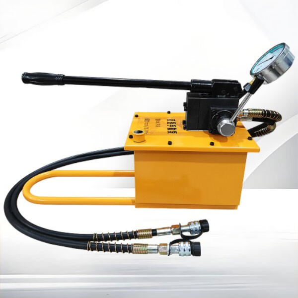 The Advantages of Investing in a High-Quality Manual Hydro Test Pump for Industrial Applications