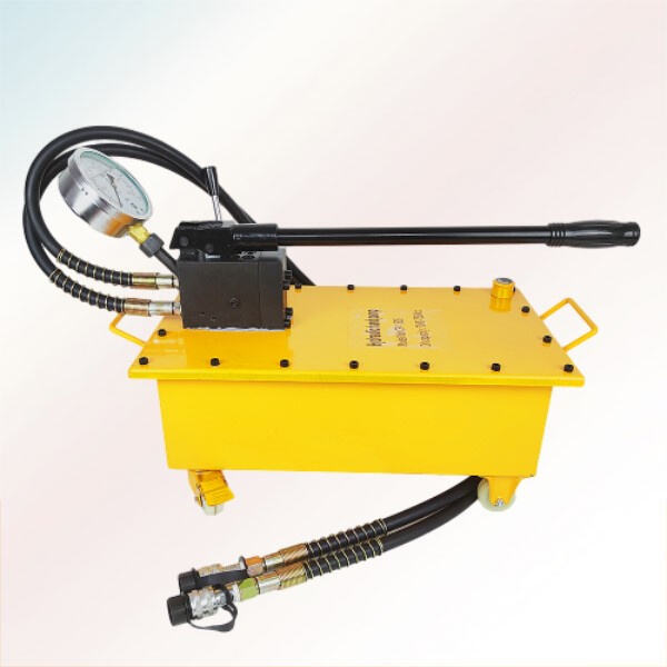 Precision Testing Made Easy with Hand Operated Hydro Test Pump