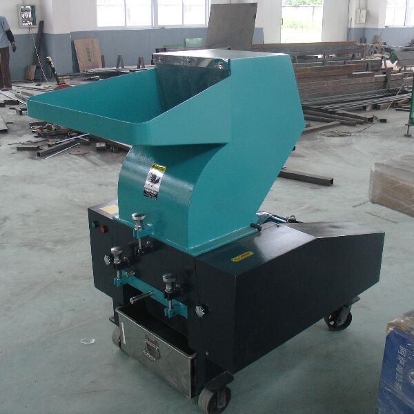 Service and Quality of The Plastic Bottle Shredder Machine