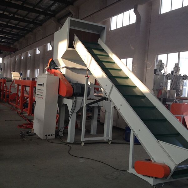 Innovation of The Waste Plastic Recycling Machine