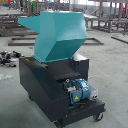 New designed Plastic shredder crusher machine from Fosita company exported 100 countries.