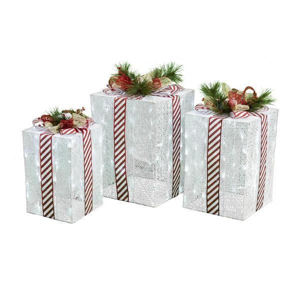 Stand Out from the Crowd with Trendy Lighted Gift Boxes