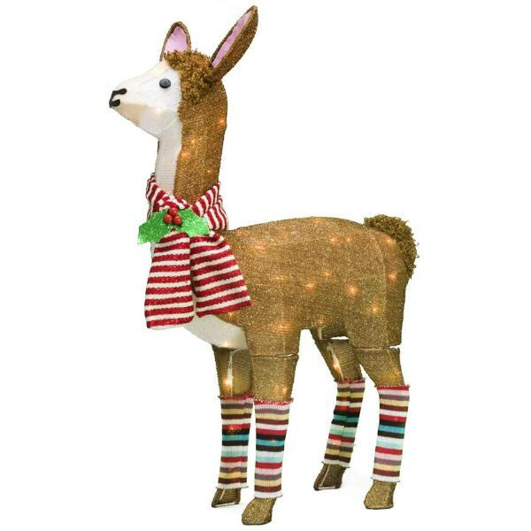 Impress your guests with our eco-friendly and long-lasting holiday lighting solutions.