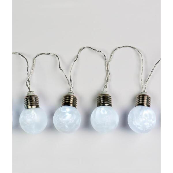 Create a Warm and Inviting Atmosphere with Solar Garden Lights