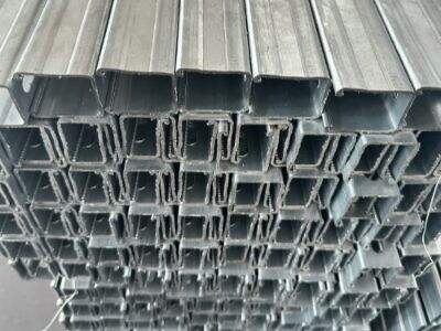 Evaluating the ease of maintenance for a Solar Bracket Roof layout
