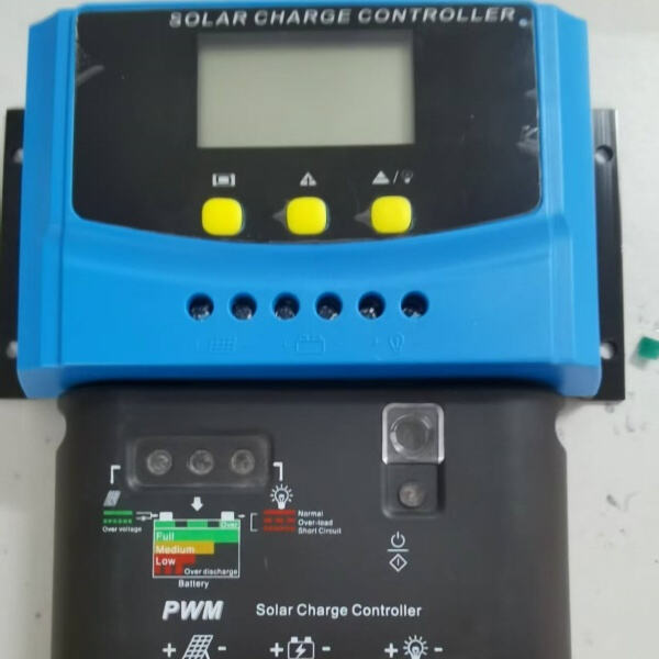 Quản lý điện năng tốt hơn cho các hệ thống ngoài lưới với bộ điều khiển sạc MPPT 48V