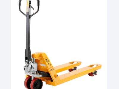 How Hand Pallet Trucks Can Reduce Workplace Injuries and Improve Efficiency