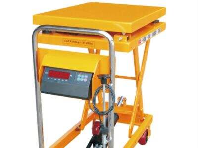 Why Manual Lift Tables Are Critical for Streamlined Warehouse Operations