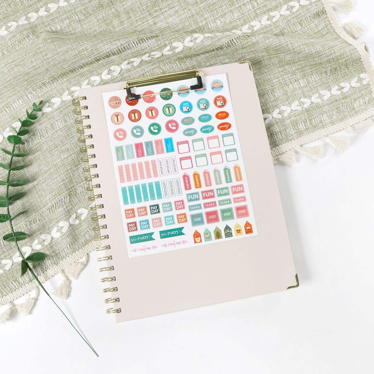 Where to find the best deals on bulk notepads