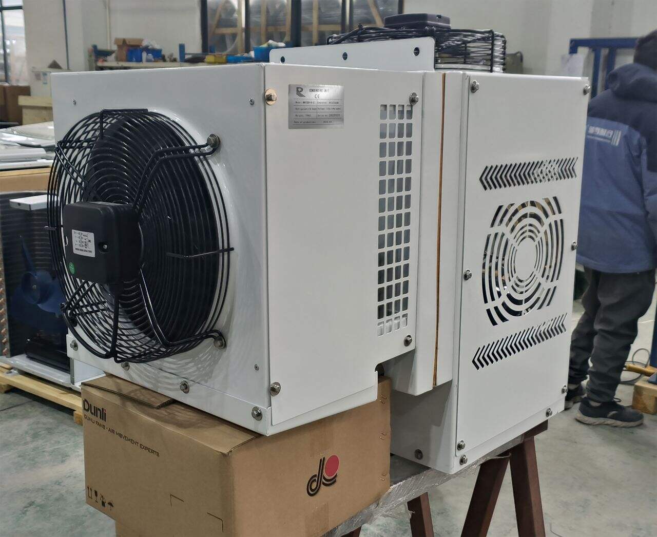 Medidas de segurança na unidade de condensação de refrigeração