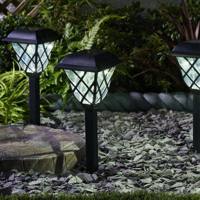 Classic Solar Outdoor Path Lights Garden Driveway Lamp Landscape Decorative Lighting factory