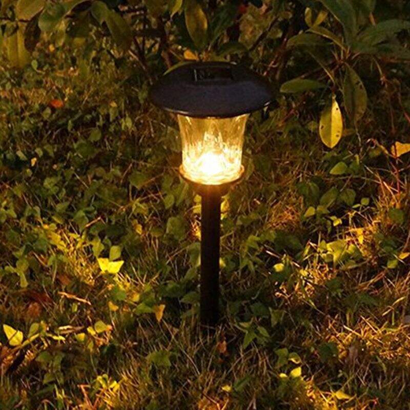 SOLAR GARDEN LIGHT