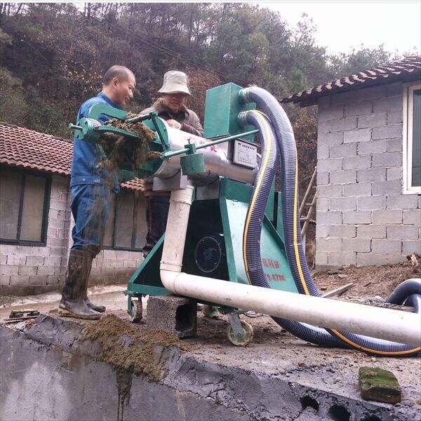 By making use of a Sludge Dewatering Press