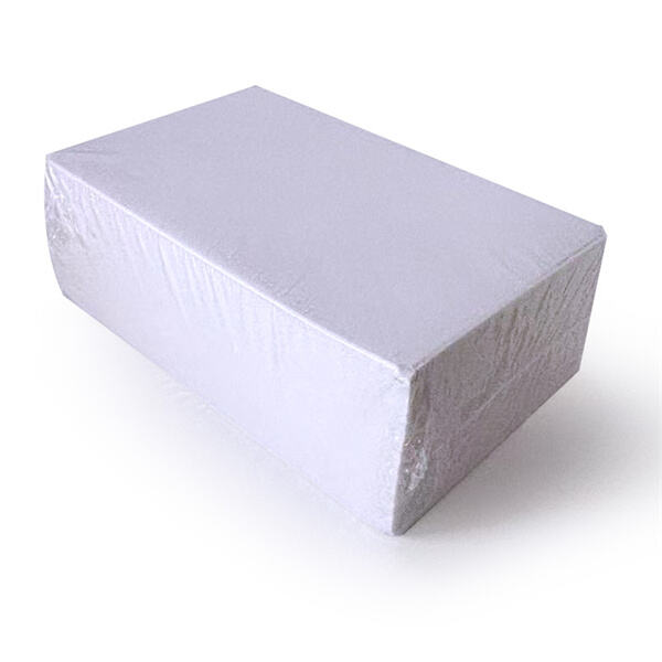 Efficient and cost-effective shipping labels for wholesale orders