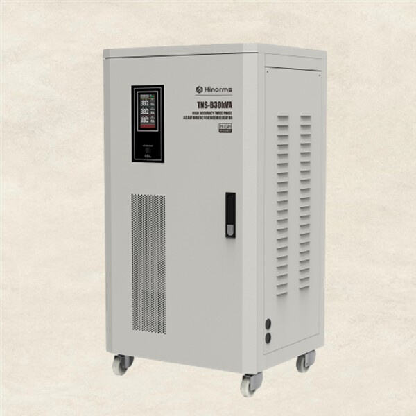 La importancia de una salida de voltaje estable en la regulación de voltaje AC