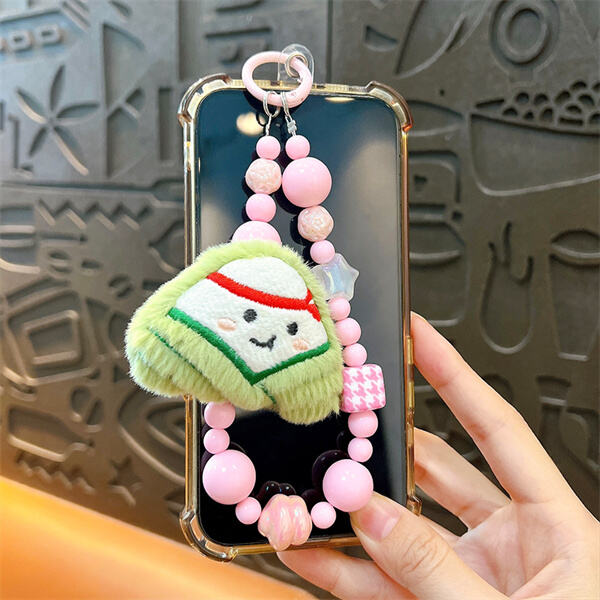 تميّز عن الآخرين بسلسلة مفاتيح الهواتف المحمولة الفاخرة منا