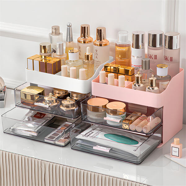 Keep your jewelry tangle-free with an organizer