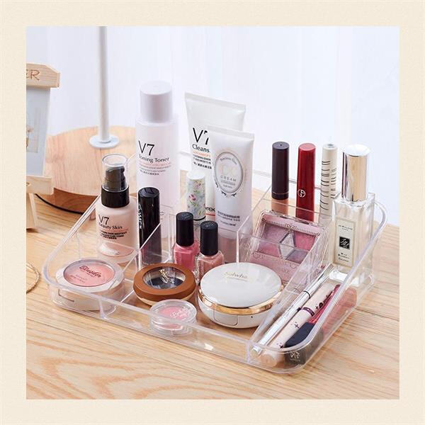 Organize Your Accessories in Style with a Hanging Jewelry Holder