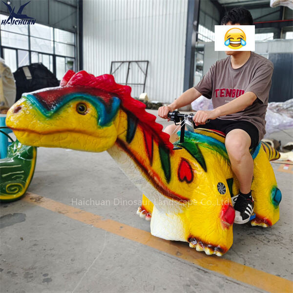 Menonjol daripada Persaingan dengan Permainan Taman Jurassic di Atas Dinosaur Autentik Kami