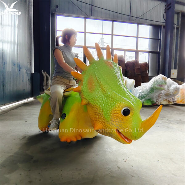 Bangkitkan imaginasi anak anda dengan mainan dinosaurus elektrik menunggang kami