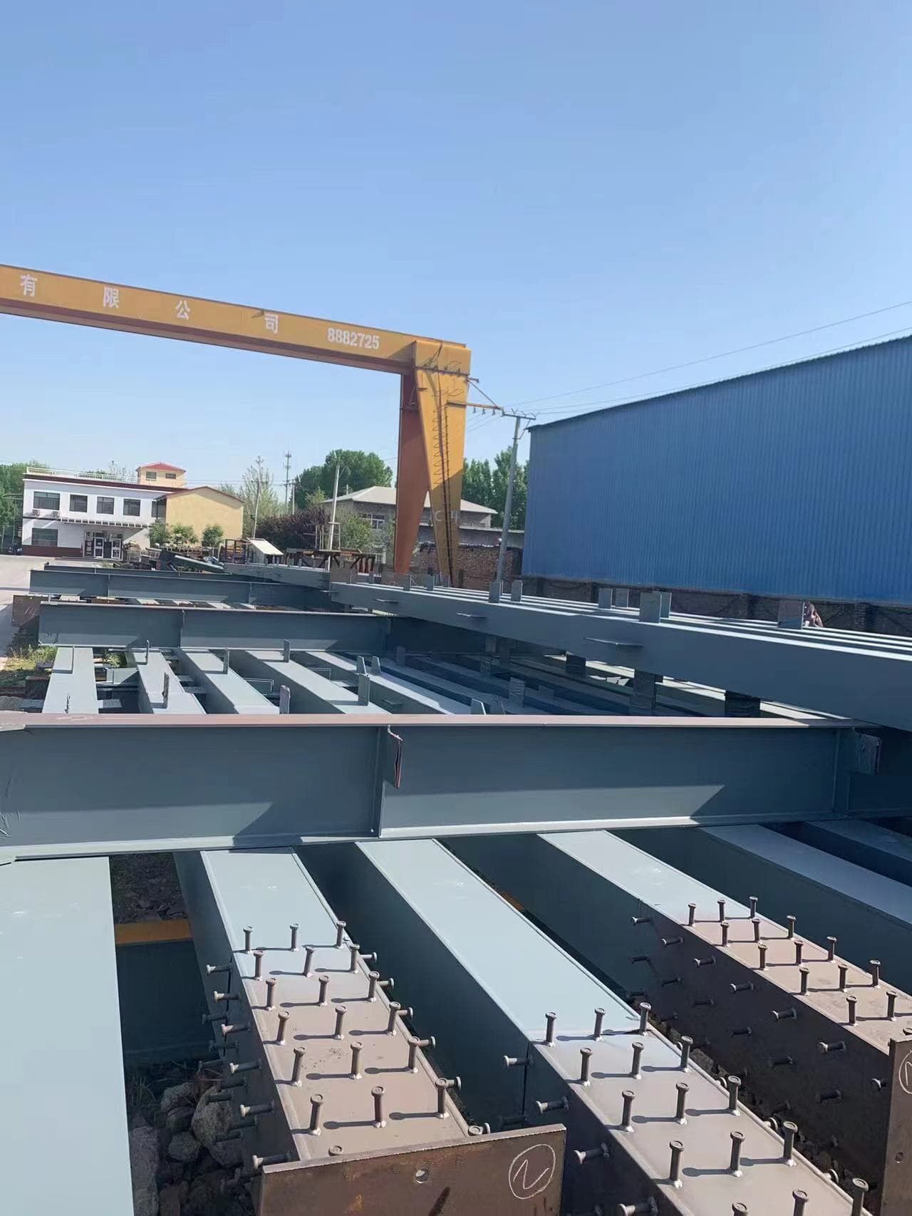 Large-Space Modern Steel Workshop Column-Free Design for Unobstructed Industrial Operations supplier