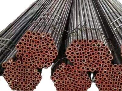 Differences in Core Considerations When Selecting Seamless Steel Pipes in Different Industries
