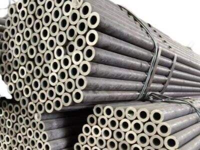 Classification of Seamless Steel Pipe Manufacturing Processes, such as the differences and applicable scenarios between hot-rolled