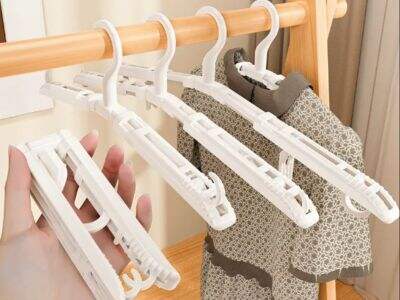 A Buyer's Guide to Choosing the Right Clothes Rack and Shoe Rack for Your Market