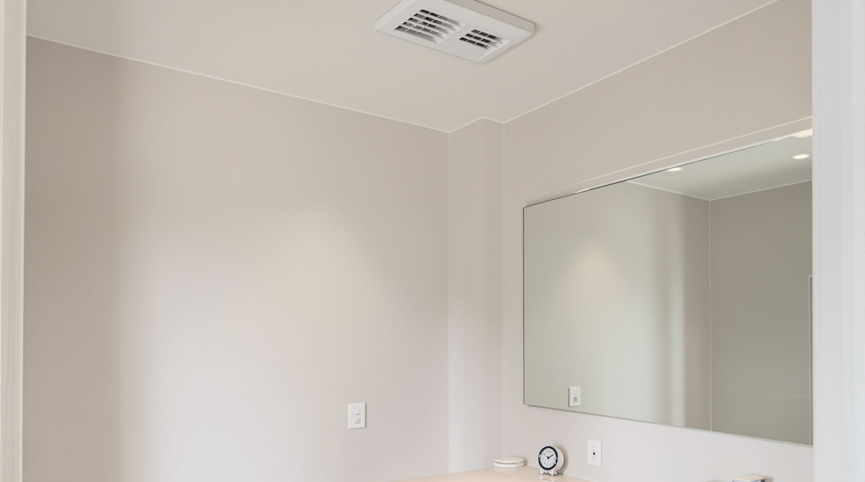 Ventilated prefab bathroom with hygrometer, showing moisture control features