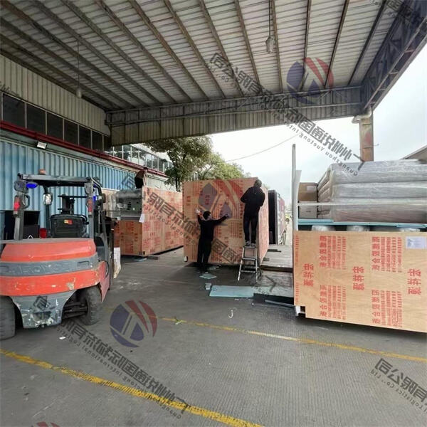 The Ins and Outs of International Shipping between UK and US