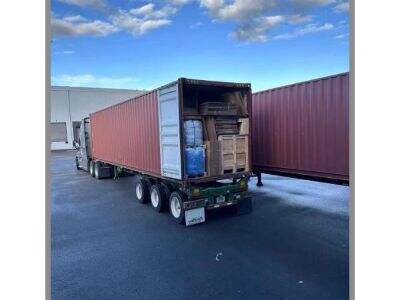 Bagaimana cara memastikan barang Anda aman di dalam kontainer kargo?