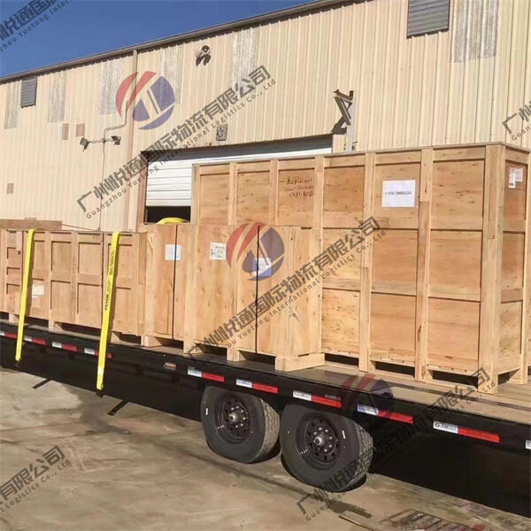 The Environmental Impact of Freight Containers in Modern Shipping