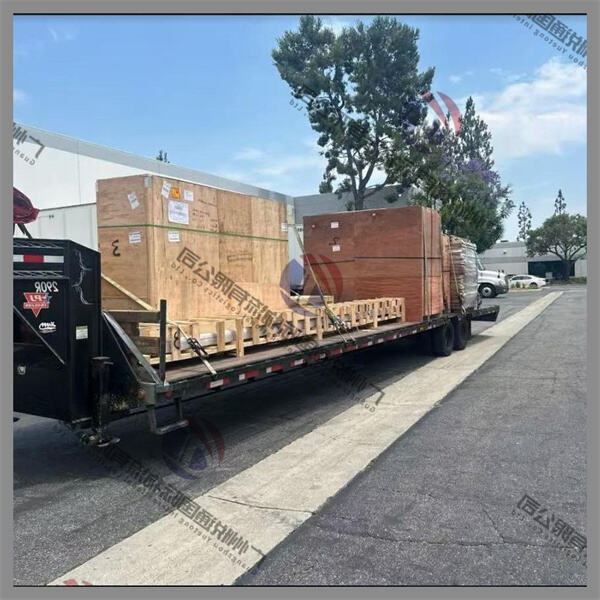 What are the advantages of using a Chinese shipping company for wholesale orders