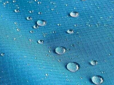 Principales consideraciones al comprar materiales textiles impermeables