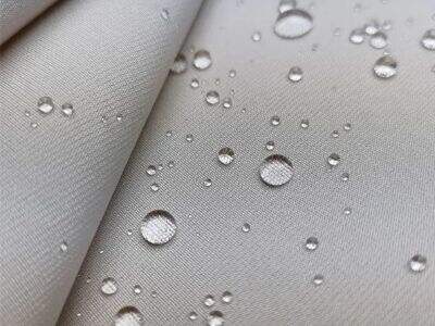 Le tissu imprimé imperméable peut-il renforcer la durabilité de vos vêtements ?