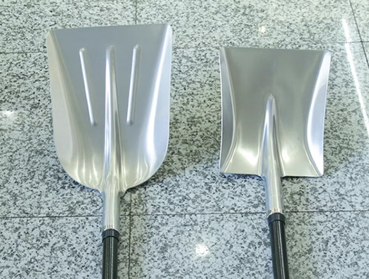 China Factory Free for Sample Aluminum Snow Garden Shovel with Wooden /steel/fiberglass Handle details