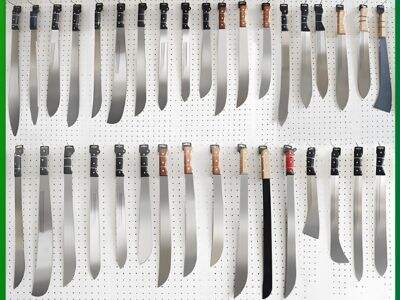 How a Palm Knife Improves Precision in Gardening and Landscaping