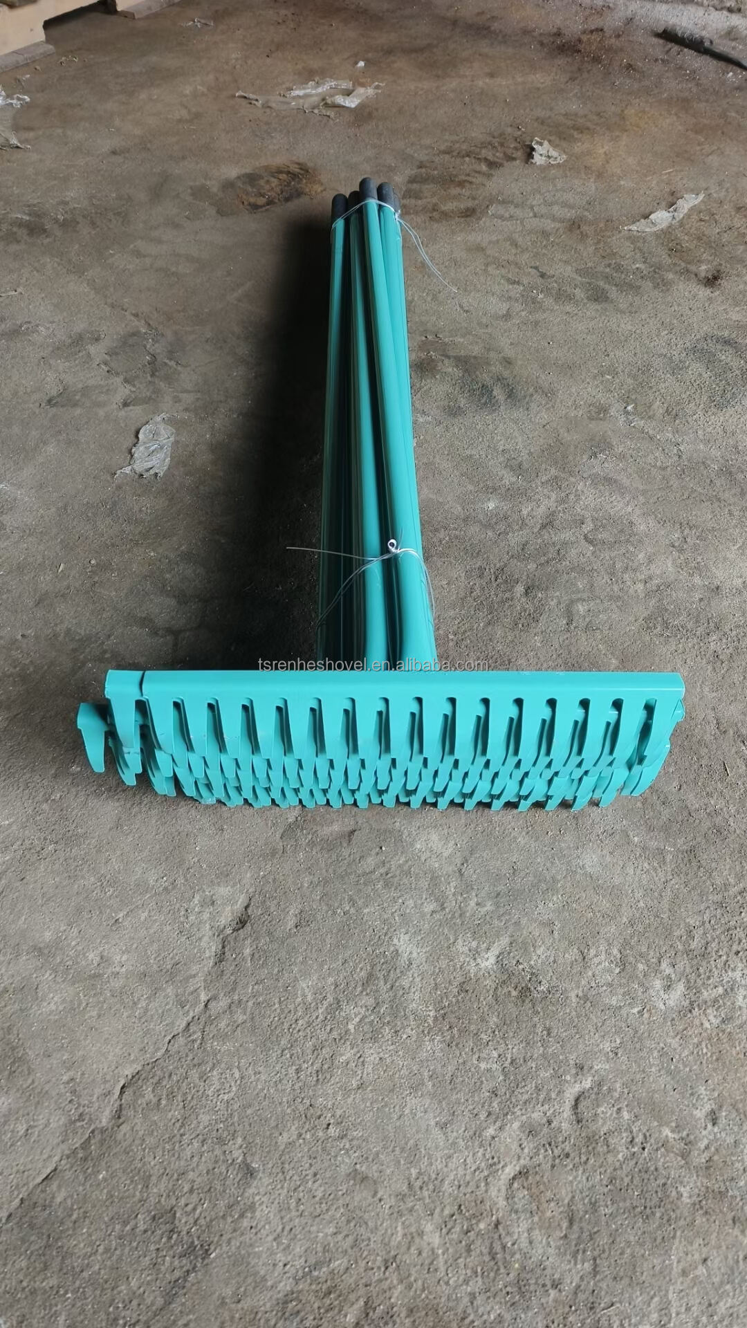 Hot Sales Long-Handle Garden Tool Leaf Grabber and Leveling Weeding Rake Versatile Tool for Lawn Care supplier