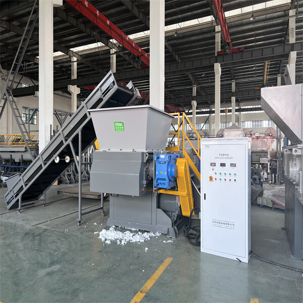 Say Goodbye to Bulk Plastic Waste with Shredder Machine