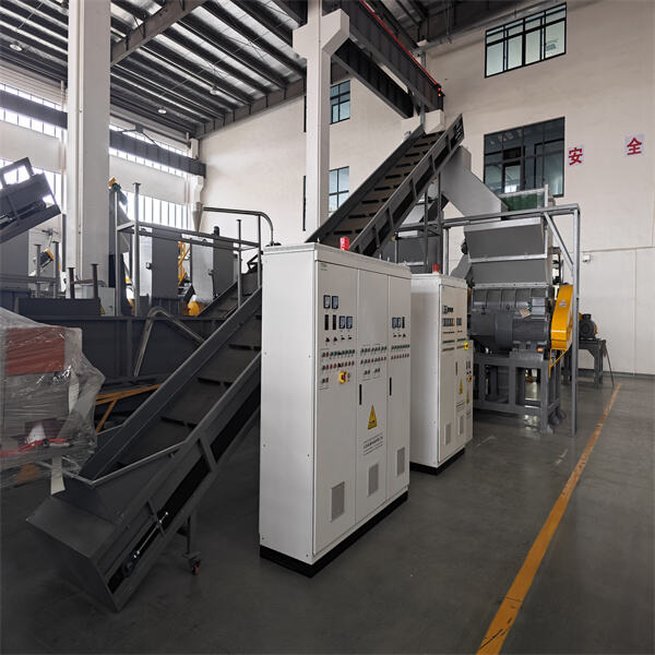 Функцыянальнасць машыны для перапрацоўкі пластмасавага смітка.