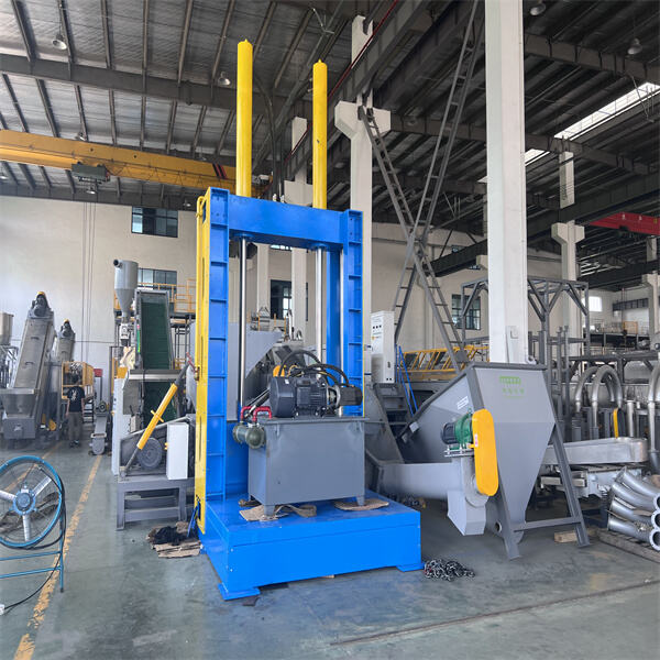 Concevoir un avenir plus propre avec l'aide d'une machine de découpe haute performance pour le recyclage des plastiques.