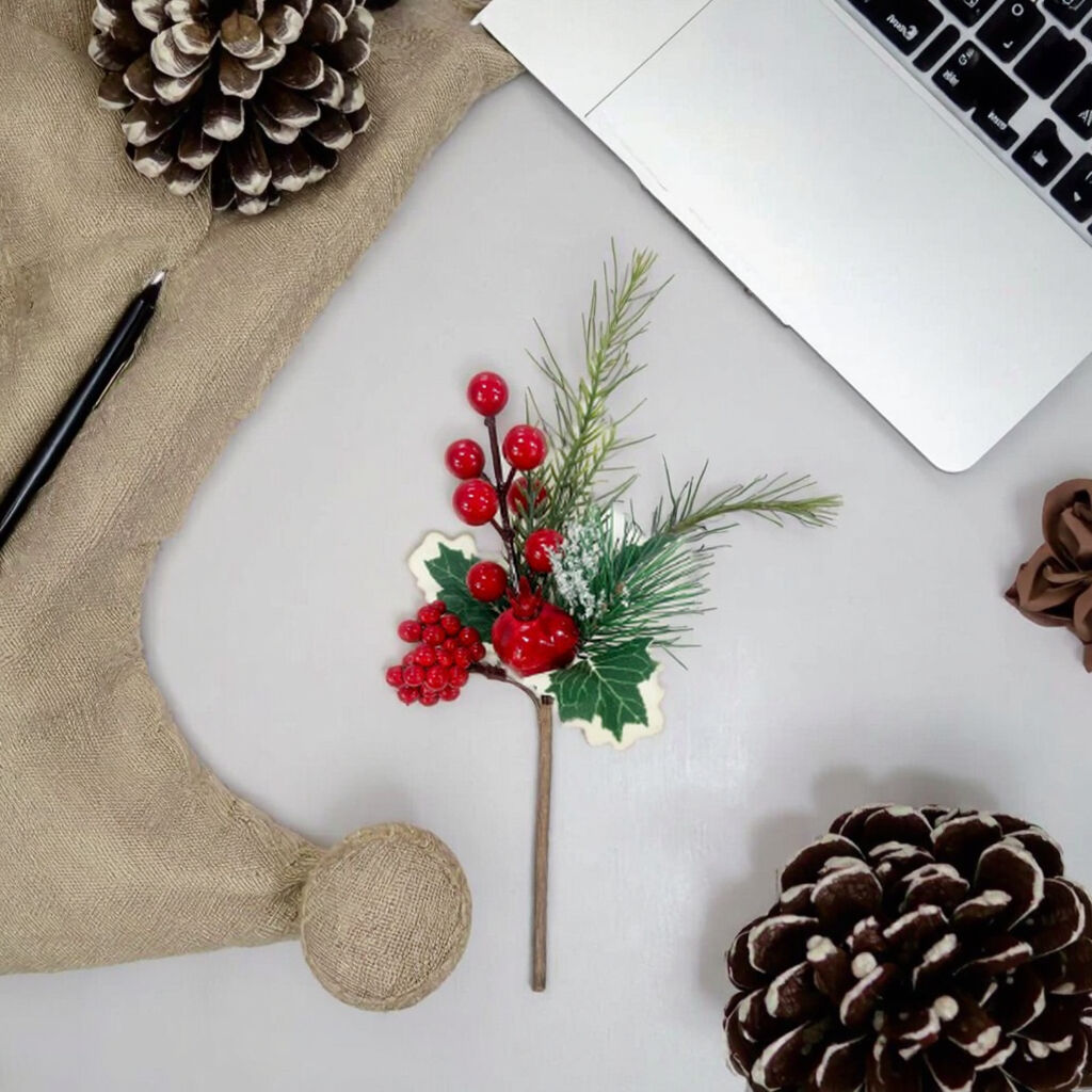 2025 New Arrival 24cm Christmas Tree Decor Picks with Berry Xmas Ornaments on Sale for Holiday Home Decorations factory